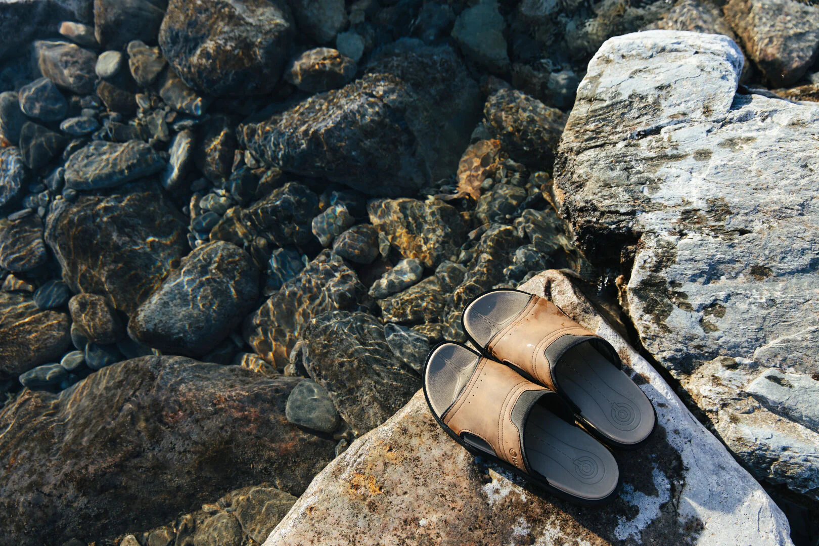 distinctive fashion Jorah Mens Sandals-,$19.66
